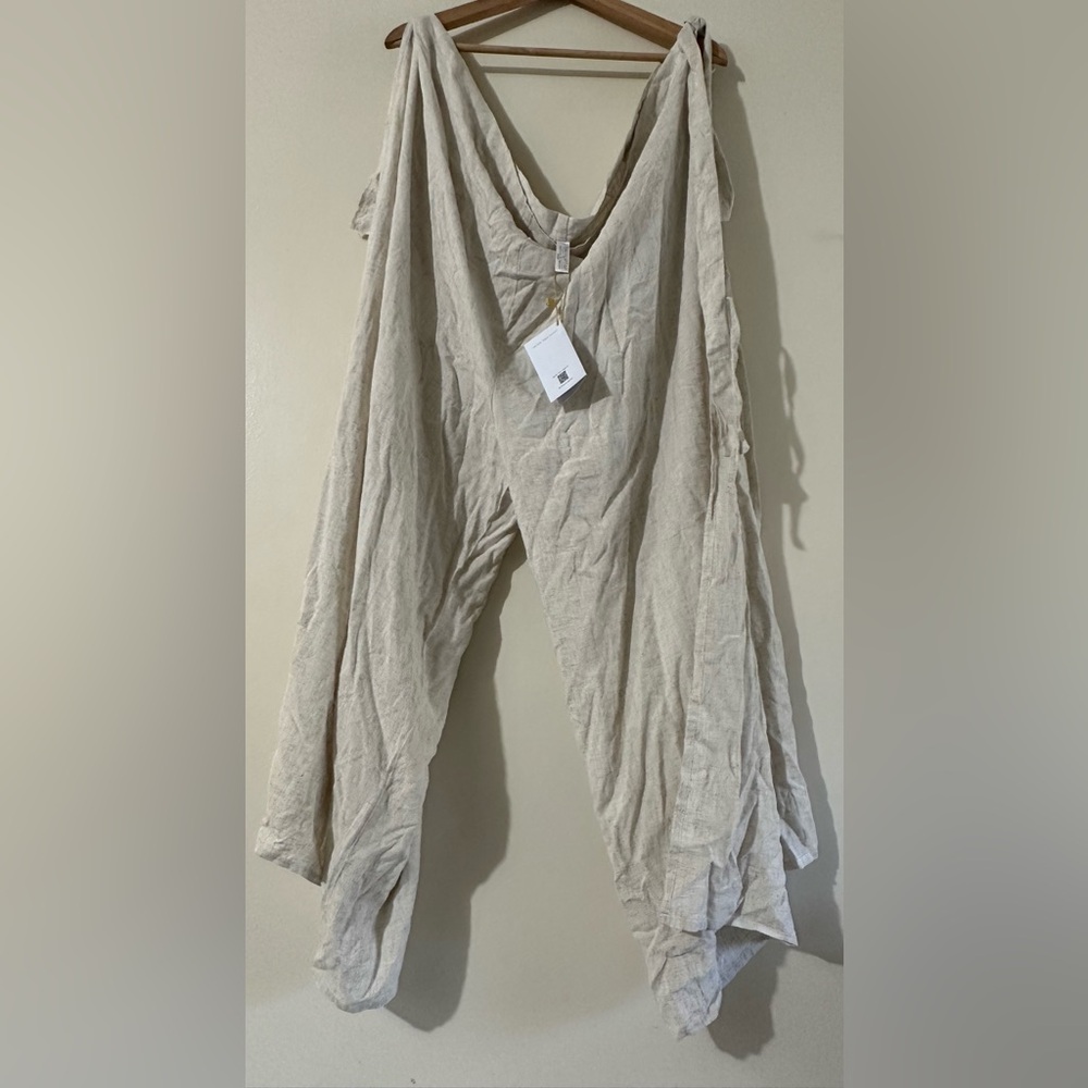 BALIAWCAR for women Elegant Cream Jumpsuit